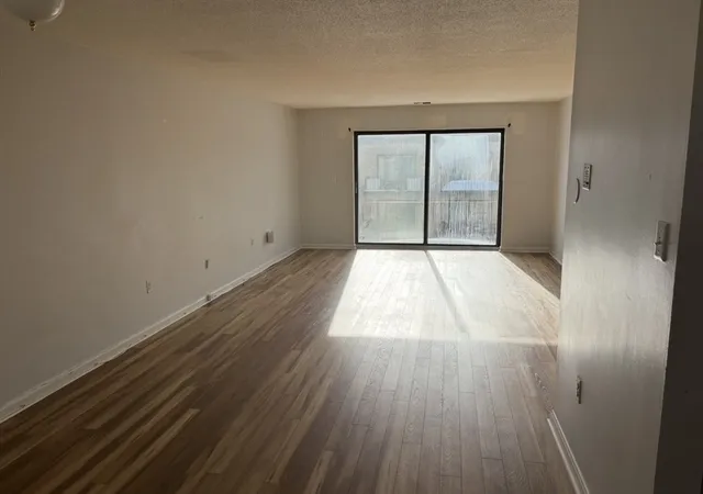 4th image of 406 Broadway #301, Lynn, MA 01904 | MLS# 73520855