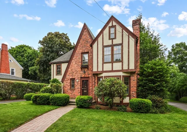 Homes for sale in Longmeadow, MA | 19 Harwich Road, Longmeadow, MA 01106 | MLS# 73534879