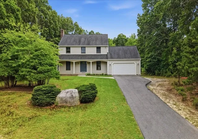3rd image of 8 Tommy'S Ln, East Freetown, MA 02717 | MLS# 73552264