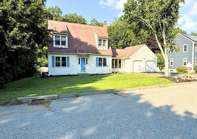 Photo 2 of Single family home for sale at 14 Indian Ridge Dr, Leominster, MA 01453 | MLS# 73562279 | Listing updated on 2026-09-12