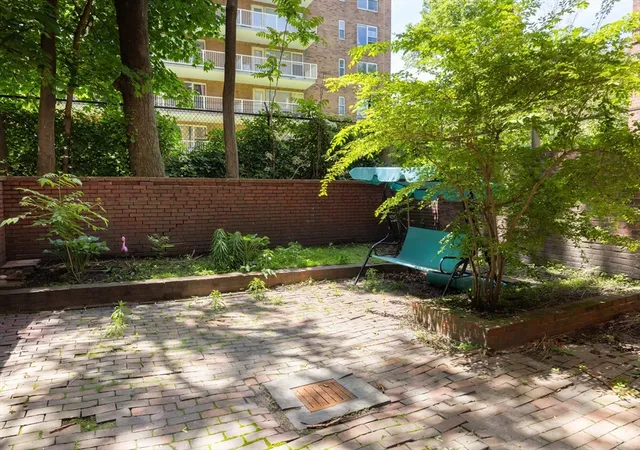 image of 120 Charles Street, Boston, MA 02114 | MLS# 73385186