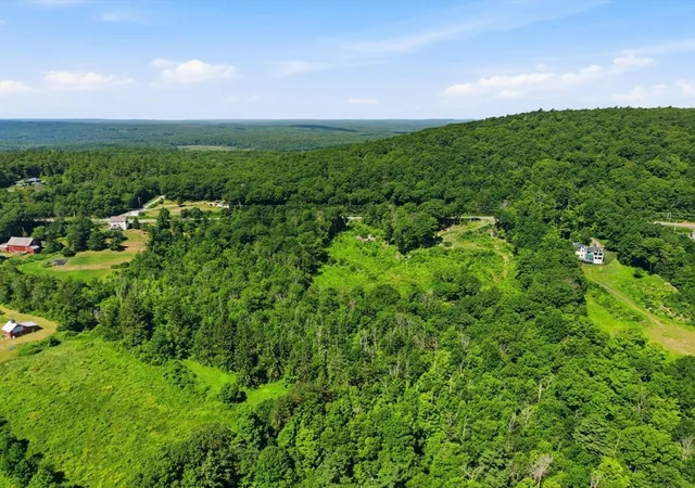 3rd image of 108 Mountain Road, Princeton, MA 01541 | MLS# 73544606