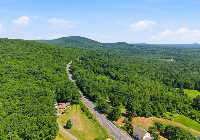 4th image of 108 Mountain Road, Princeton, MA 01541 | MLS# 73544606