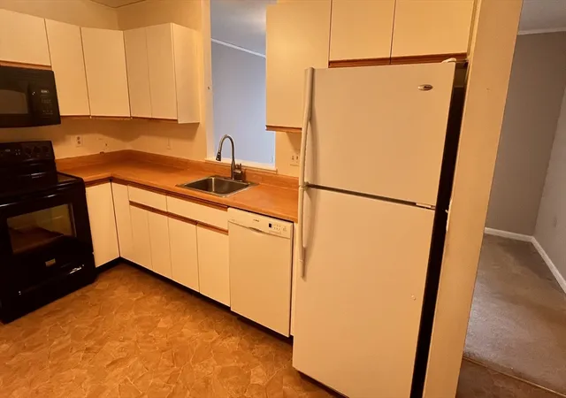 Photo 3 of Condo for sale at 13 Dallas Dr #305, Dracut, MA 01826 | MLS# 73557176 | Listing updated on 2026-08-10