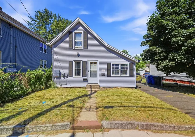Homes for sale in Springfield, MA | 30 Mazarin St, Springfield, MA 01151 | MLS# 73532552