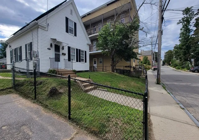 1st image of 273 Pleasant St, Gardner, MA 01440 | MLS# 73548078