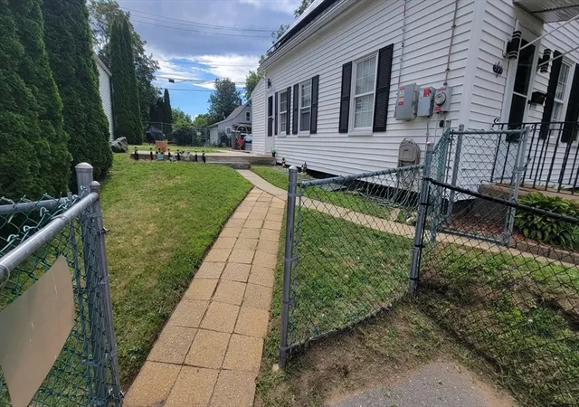 3rd image of 273 Pleasant St, Gardner, MA 01440 | MLS# 73548078
