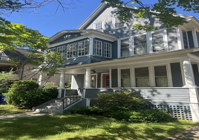 2nd image of 120 122 Firglade Ave, Springfield, MA 01108 | MLS# 73535807