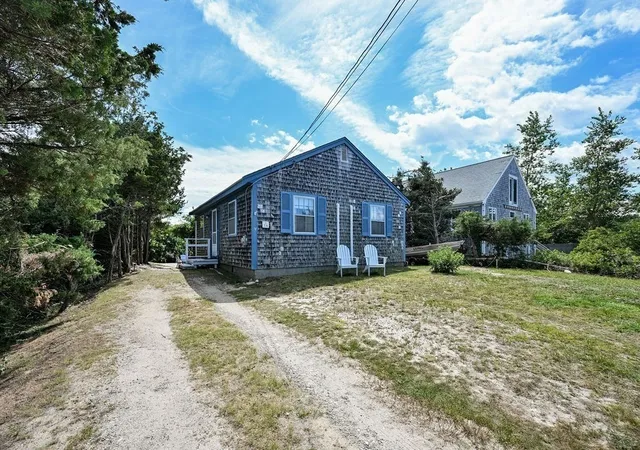 2nd image of 34 North Shore Blvd Ext, East Sandwich, MA 02537 | MLS# 73565115