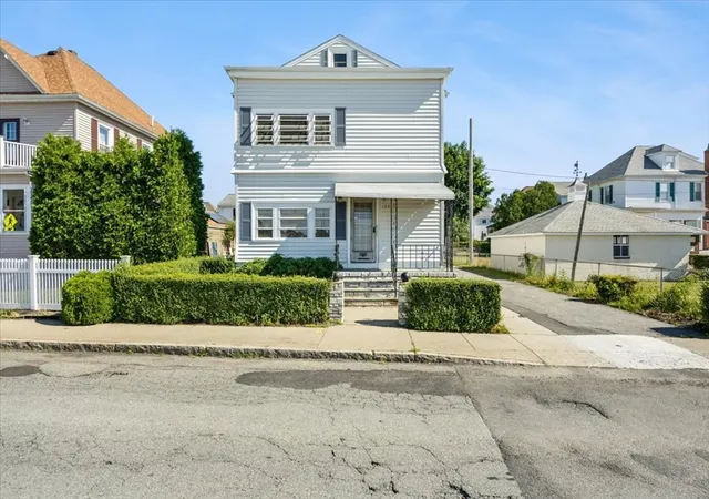 1st image of 123 Brooklawn St, New Bedford, MA 02745 | MLS# 73540743