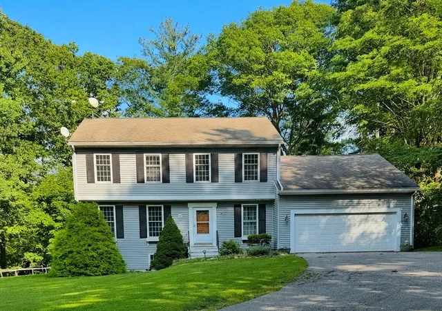 Single family home for sale at 38 Lake St, Spencer, MA 01562 | MLS# 73568372