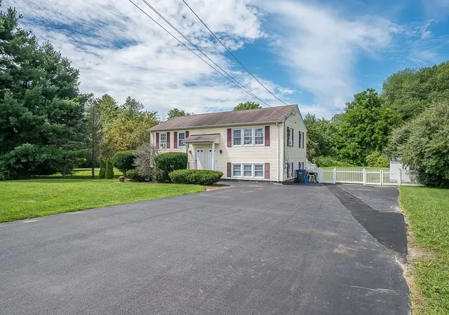 Photo 3 of Multi family home for sale at 354 356 South St, Northborough, MA 01532 | MLS# 73561789 | Listing updated on 2026-08-26