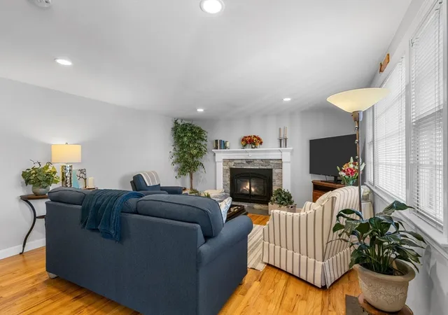 4th image of 36 Grouse Lane, Hyannis, MA 02601 | MLS# 73460398