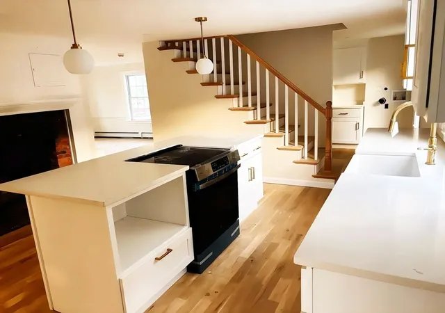 4th image of 15 Quincy St, Brockton, MA 02302 | MLS# 73551260