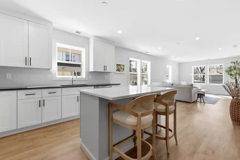 Listing Photo 2 - Condo for sale in 1000 Washington St located at 1000 Washington St, Dedham, MA 02026 - Unit #205