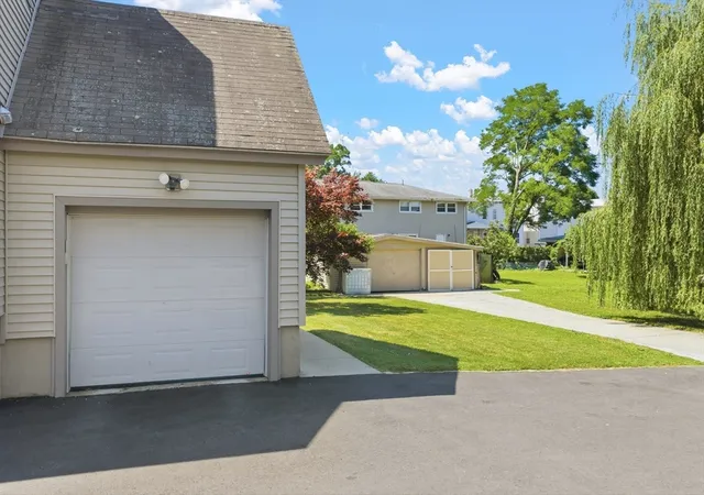 4th image of 167 Center St, Ludlow, MA 01056 | MLS# 73548871