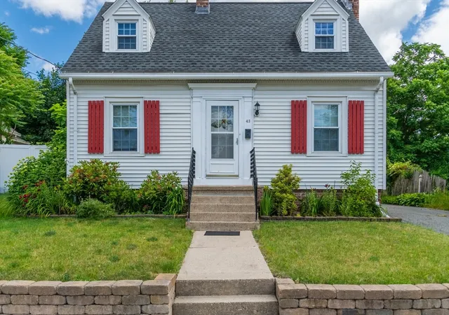Homes for sale in Springfield, MA | 43 Ellsworth Ave, Springfield, MA 01118 | MLS# 73541522