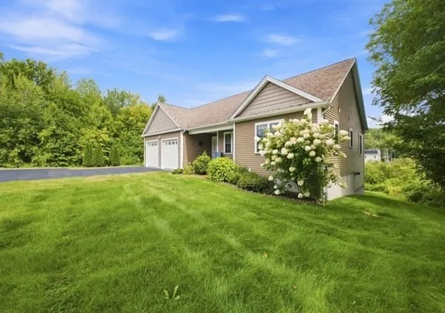 Photo 3 of Single family home for sale at 273 Maple Ave, Rutland, MA 01543 | MLS# 73570316 | Listing updated on 2026-09-04
