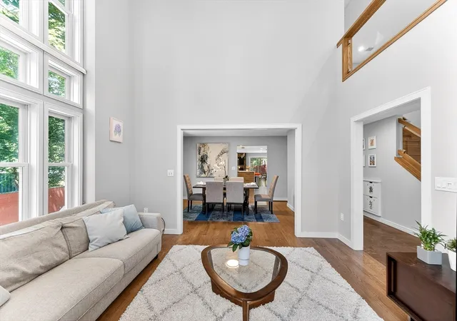 4th image of 142 Edinboro St, Newtonville, MA 02460 | MLS# 73529396
