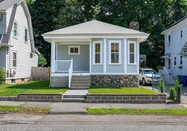 2nd image of 43 Taft Ave, West Newton, MA 02465 | MLS# 73550748