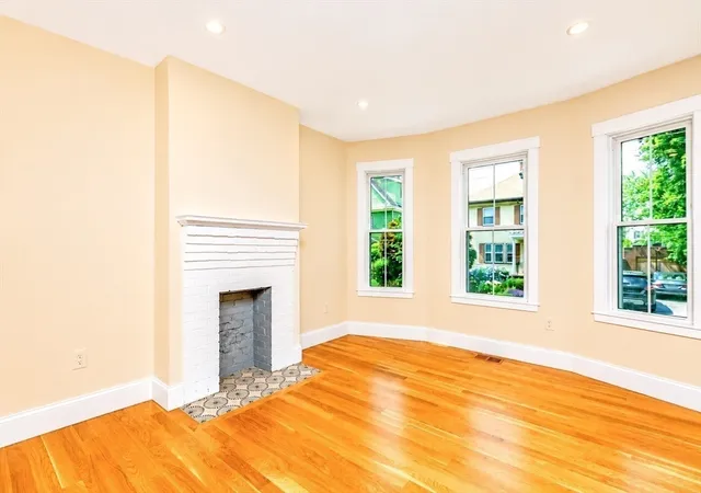 4th image of 43 Taft Ave, West Newton, MA 02465 | MLS# 73550748