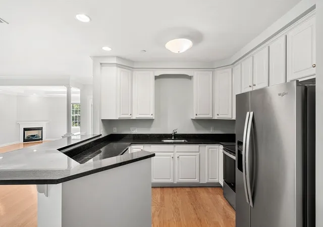 3rd image of 210 Chickering #307A, North Andover, MA 01845 | MLS# 73552189