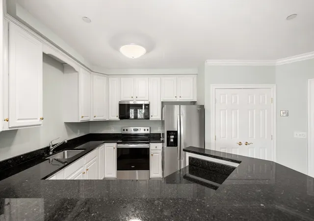 4th image of 210 Chickering #307A, North Andover, MA 01845 | MLS# 73552189