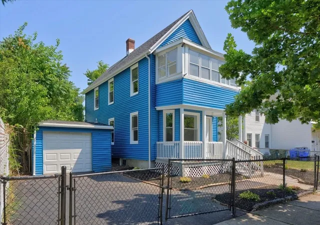 Photo 2 of Sale Pending at 58 Greene St, Springfield, MA 01109 | MLS# 73544497 | Listing updated on 2026-09-17