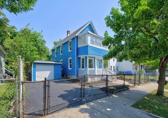 Photo 3 of Sale Pending at 58 Greene St, Springfield, MA 01109 | MLS# 73544497 | Listing updated on 2026-09-17