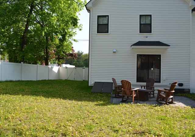 5th image of 361 Salem St #2, Wakefield, MA 01880 | MLS# 73520978