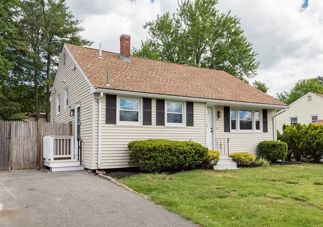 2nd image of 42 Pratt St, Brockton, MA 02302 | MLS# 73529845