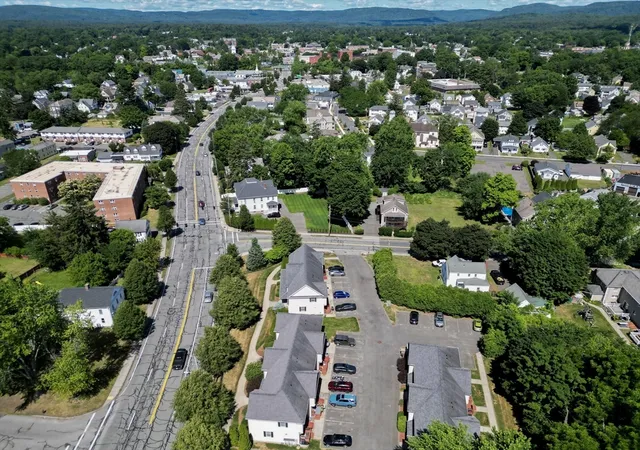 Homes for sale in Westfield, MA | 138 Main St, Westfield, MA 01085 | Houzeo