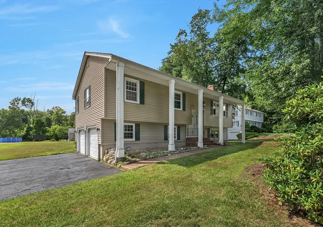 2nd image of 2 Rutgers Rd, Andover, MA 01810 | MLS# 73553408