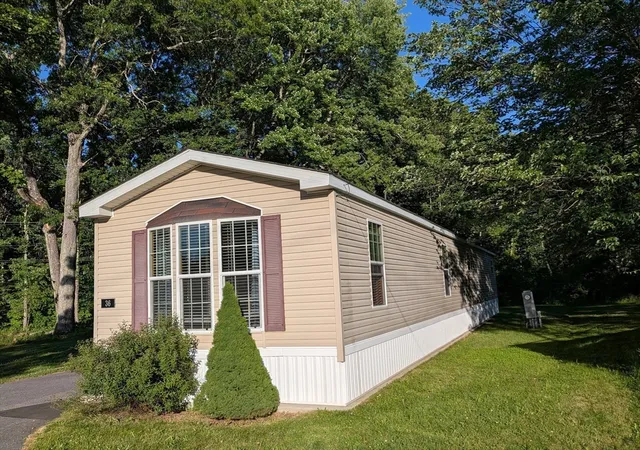 Homes for sale in Warren, MA | 36 Presidential Circle, Warren, MA 01083 | MLS# 73540843