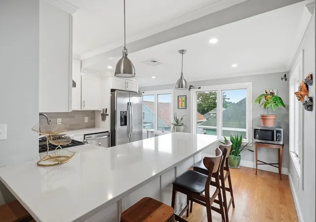 Homes for sale in Medford, MA | 19 Wright Ave #3, Medford, MA 02155 | MLS# 73545526