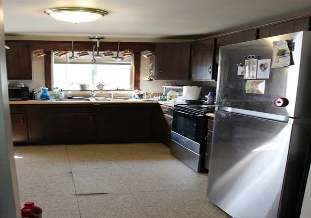 Photo 3 of Single family home for sale at 1 Howard George Ct, Salisbury, MA 01952 | MLS# 73566514 | Listing updated on 2026-09-08