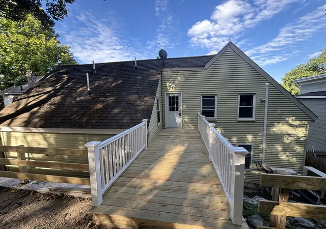 39th image of 22 Pleasant St, Fitchburg, MA 01420 | MLS# 73567164