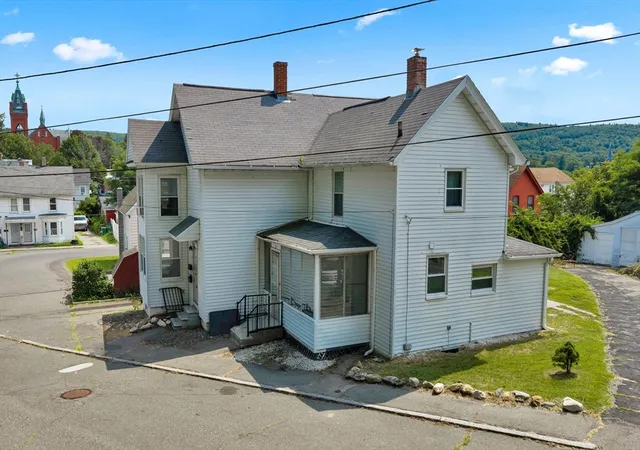 2nd image of 4 Eddy St, Ware, MA 01082 | MLS# 73562098