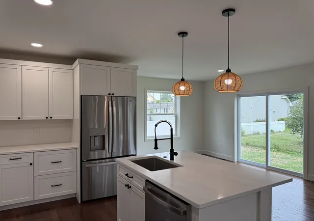 5th image of 33 Polaski Ave, Chicopee, MA 01013 | MLS# 73564868