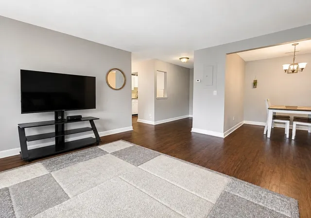 3rd image of 170 Highland St #311B, Taunton, MA 02780 | MLS# 73564809