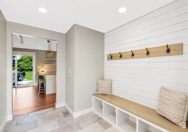 3rd image of 20 Hoyts Ln, Newburyport, MA 01950 | MLS# 73542967