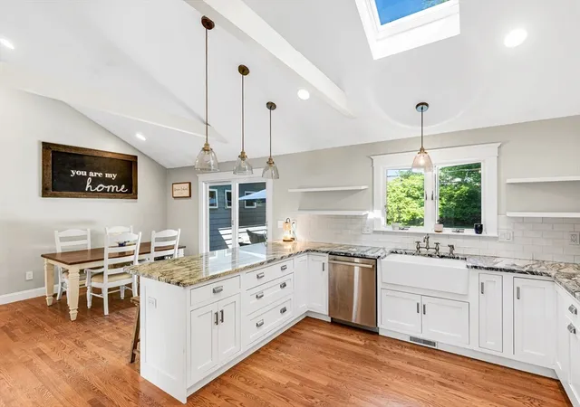 5th image of 20 Hoyts Ln, Newburyport, MA 01950 | MLS# 73542967