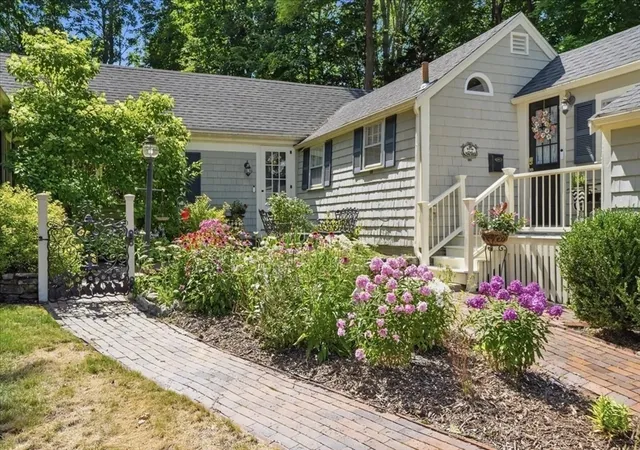 Photo 2 of Single family home for sale at 485 Main St, Hingham, MA 02043 | MLS# 73549674 | Listing updated on 2026-09-24