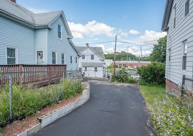 Photo 3 of Sale Pending at 25 Greenwood St, Worcester, MA 01607 | MLS# 73569106 | Listing updated on 2026-09-23