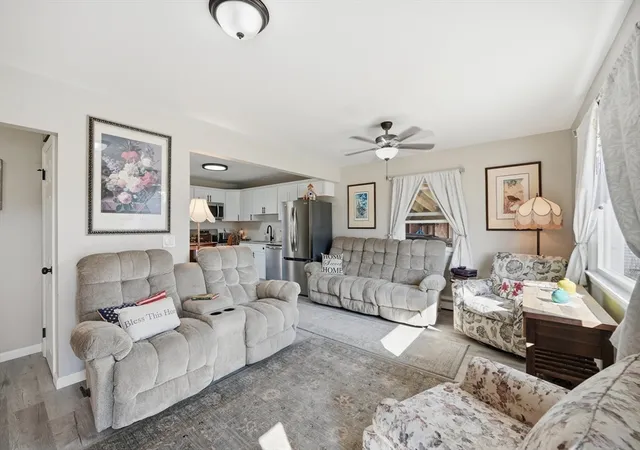 5th image of 14 Dorothy Ave, Chicopee, MA 01020 | MLS# 73489250