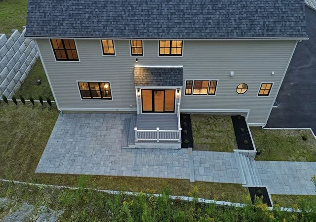 Photo 4 of Single family home for sale at 161 Bridge St, Hamilton, MA 01982 | MLS# 73569429 | Listing updated on 2026-09-20