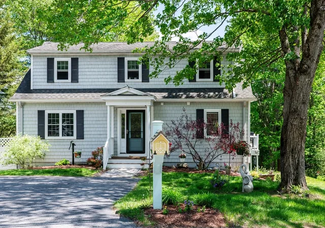 Homes for sale in Ashburnham, MA | 110 West Shore Dr, Ashburnham, MA 01430 | MLS# 73526259