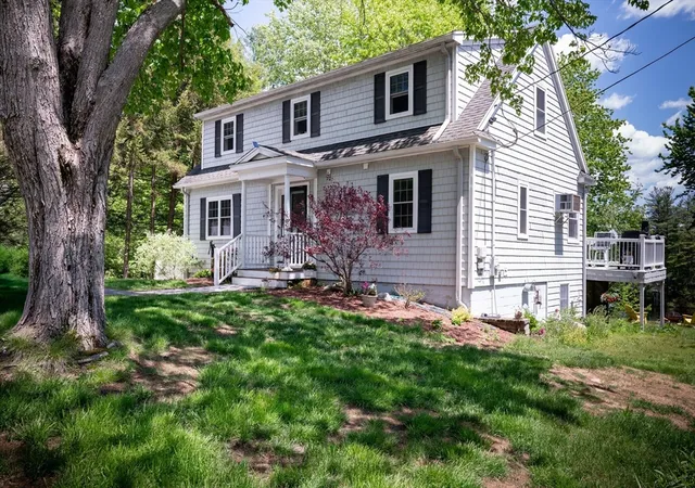 Homes for sale in Ashburnham, MA | 110 West Shore Dr, Ashburnham, MA 01430 | MLS# 73526259