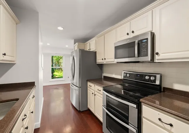 Homes for sale in Winchester, MA | 171 Swanton St #7, Winchester, MA 01890 | MLS# 73532218