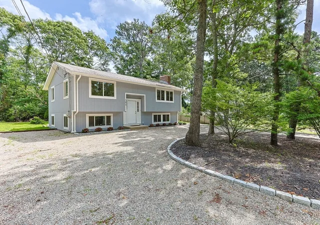 2nd image of 185 Wheeler Road, Mashpee, MA 02649 | MLS# 73556549